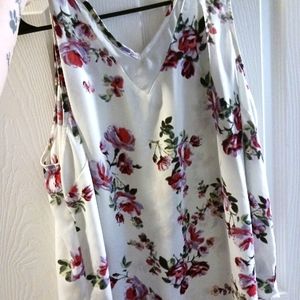 Tank floral see through